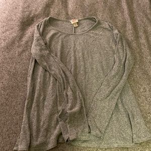 Mossimo Supply Co long sleeve loose fitting gray t shirt - size S